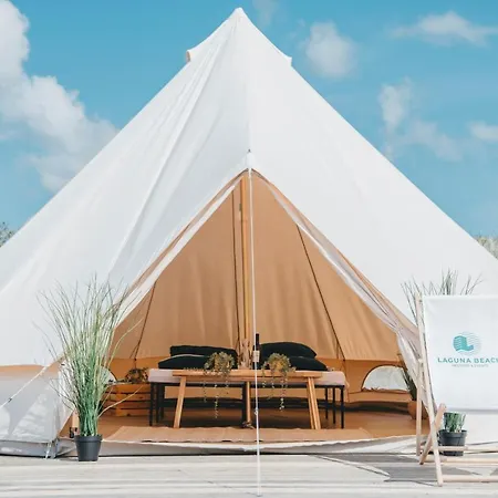 キャンプ場 Strandcamping Corfwater - Safaritenten En Safarilodges