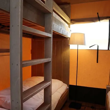 Strandcamping Corfwater - Safaritenten En Safarilodges Campingplatz